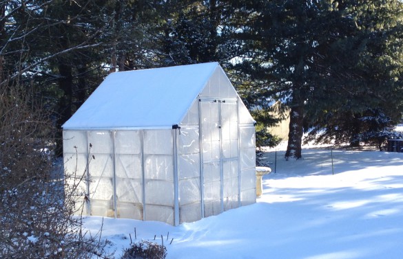 GREENHOUSE HEATING IN WINTER