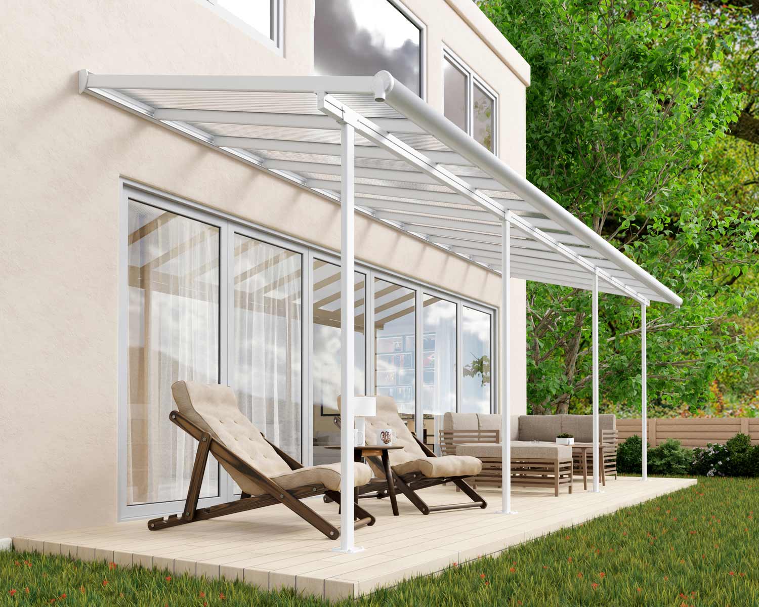 White Sierra patio cover, 2.2m x 6.7m, featuring an aluminum frame and clear polycarbonate panels for reliable shade and weather protection