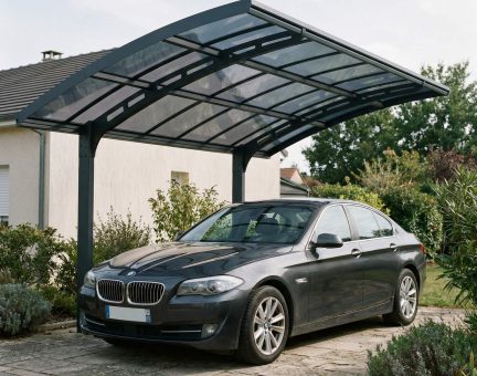 Carport Arizona Breeze 2.9 x 5 m - Structure grise et panneaux Solide