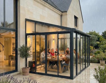 Véranda SanRemo 3X4.4 m Structure en Aluminium Grise et panneaux hybrides