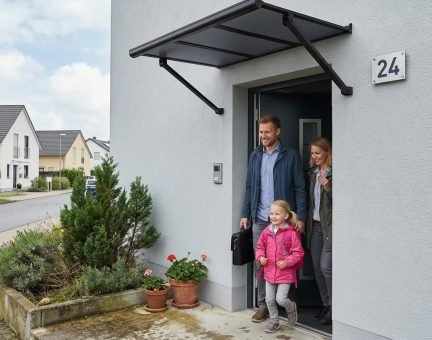 Augustine 111 cm x 90.5 cm x 50 cm Türvordach-Bausatz Kit - Schwarz Struktur & Undurchsichtige graue Paneele 